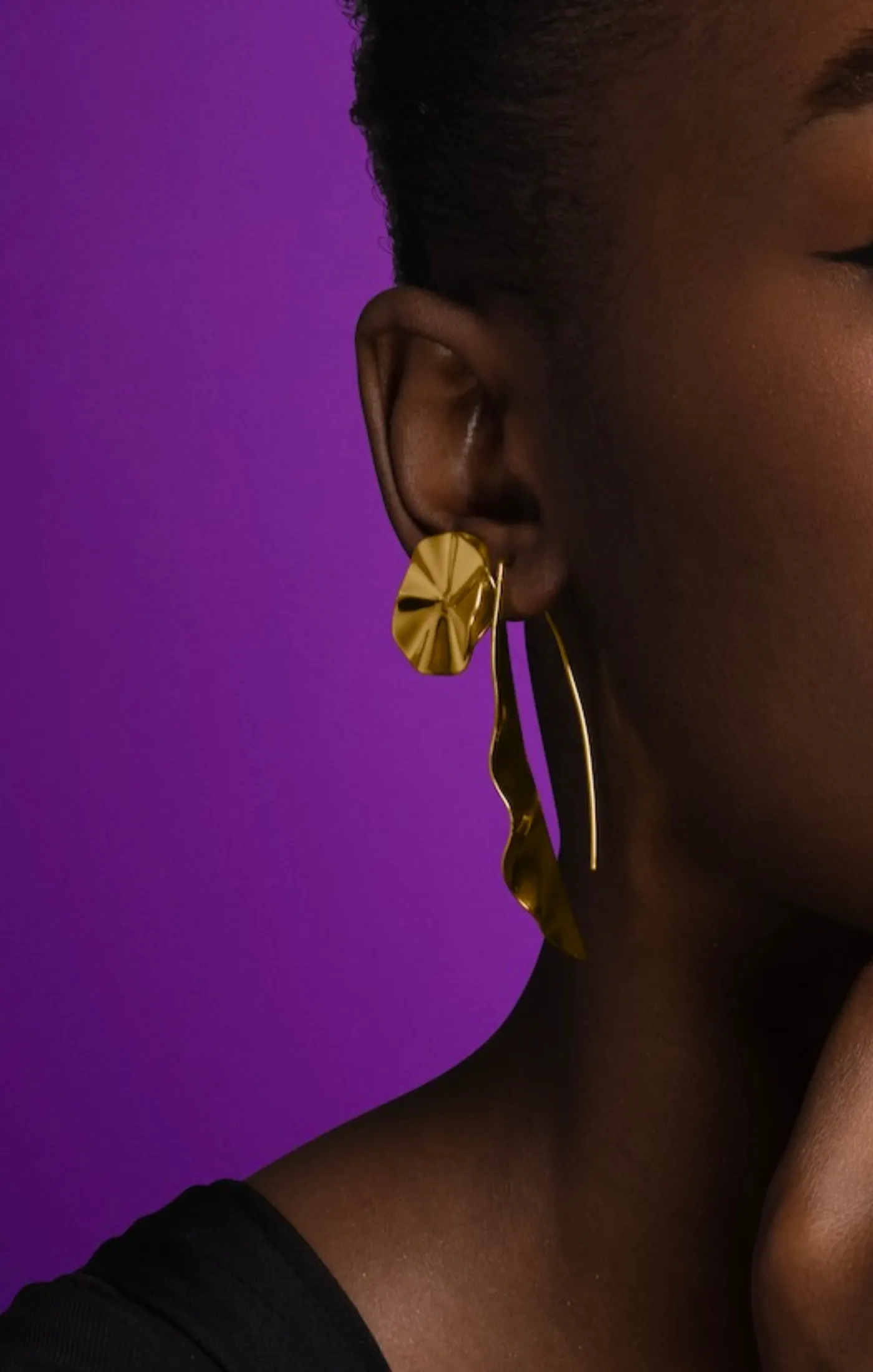 Bidu Stud Earrings