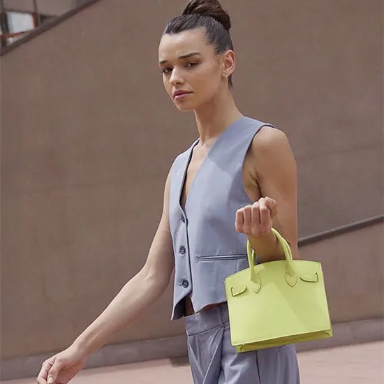 Kate Dollarino 9" - Apple Green