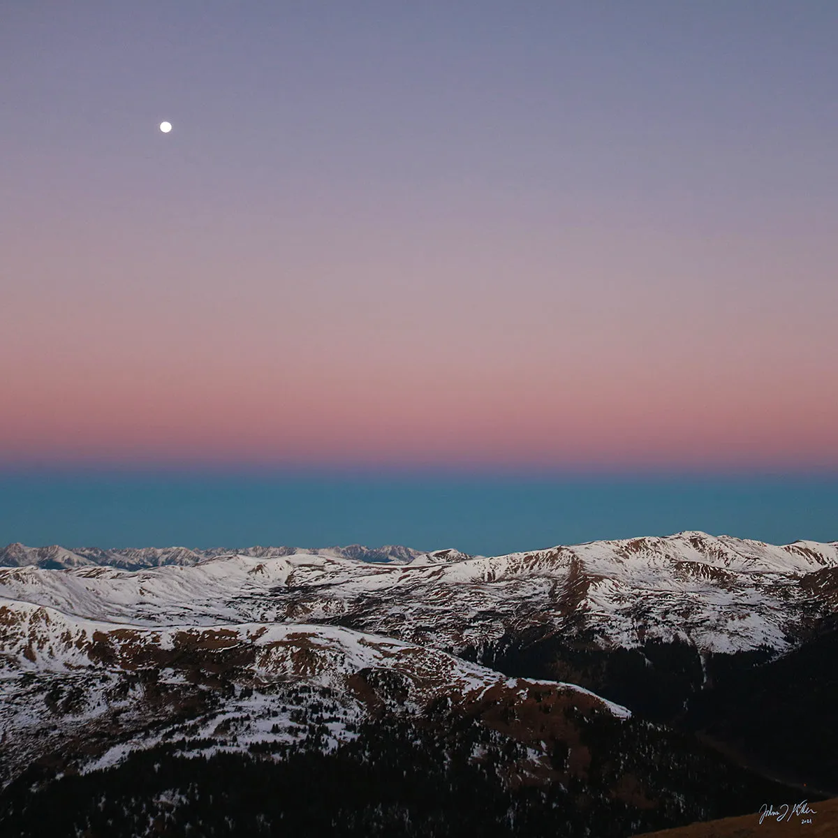 Sunrise & Snow - Loveland Pass