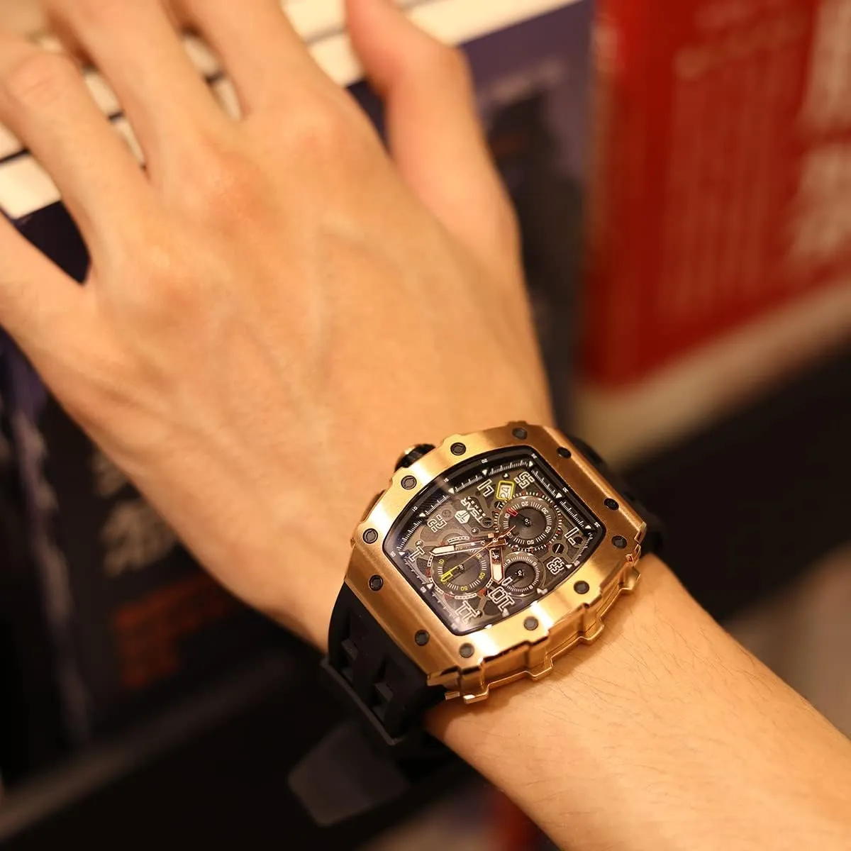 Watches Men Luxury Square Mens Watch Chronograph 50M Waterproof Sapphire Glass Japan Quartz Movement TMI VK67 Silicone Strap Classic Tonneau Design Luminous Calendar Wrist Watches